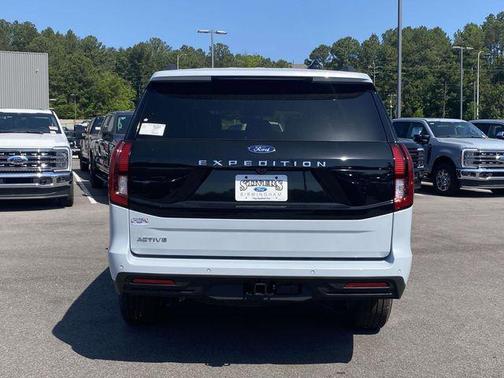 Space Silver Metallic 2026 Ford Expedition Active
