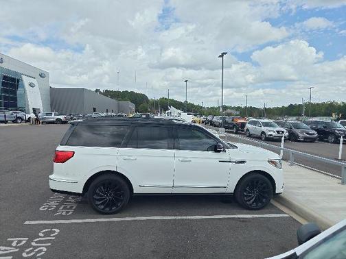 Pristine White 2021 Lincoln Navigator Black Label
