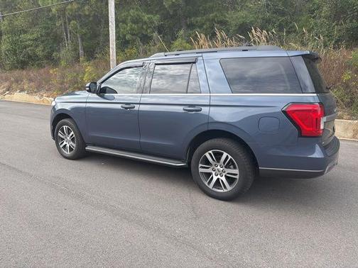 2022 Ford Expedition XLT