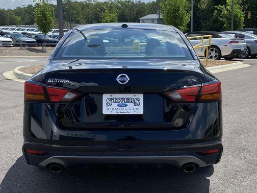 2020 Nissan Altima SR FWD