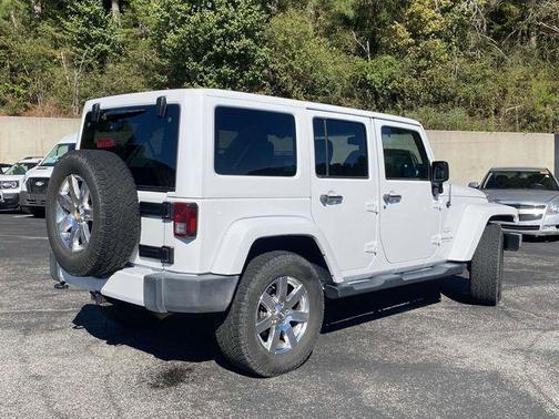 2016 Jeep Wrangler Unlimited Sahara