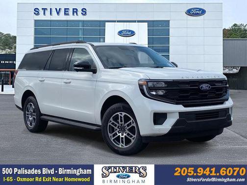 Star White Metallic Tri-Coat 2026 Ford Expedition Max Active 4x2