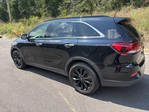 2020 Kia Sorento S