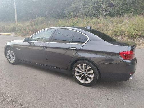 2016 BMW 528 528i