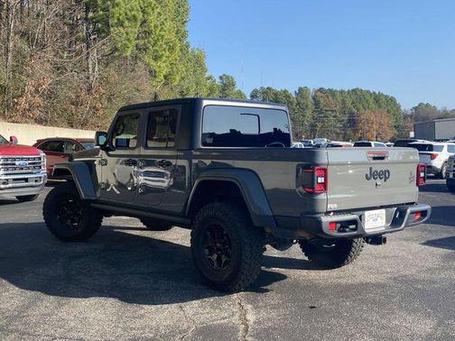 2021 Jeep Gladiator Willys 4x4