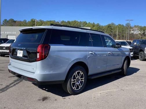 Glacier Gray Metallic Tri-Coat 2026 Ford Expedition Max Active 4x2