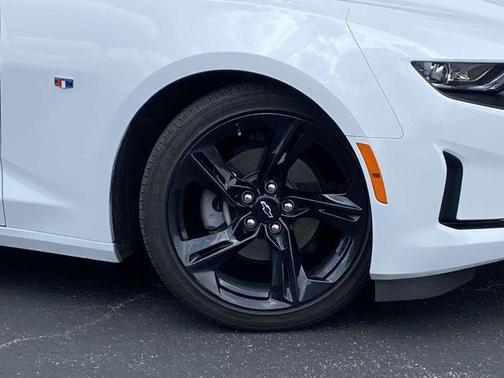 2024 Chevrolet Camaro 1LT