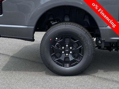 2025 Ford F-150 Lightning Pro