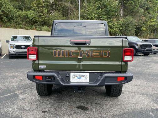 2021 Jeep Gladiator Willys 4x4