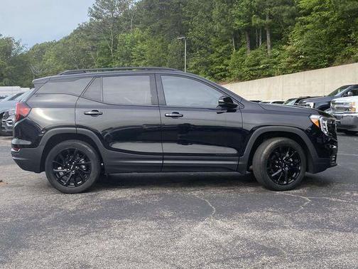 Ebony Twilight Metallic 2023 GMC Terrain SLT