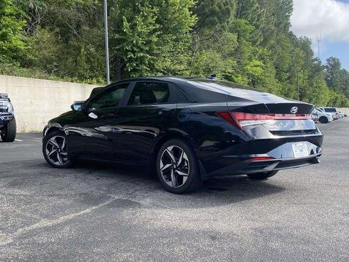 Phantom Black 2023 Hyundai ELANTRA SEL