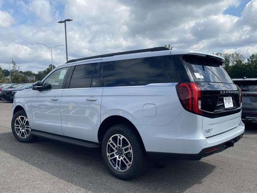 2025 Ford Expedition Max Active 4x4