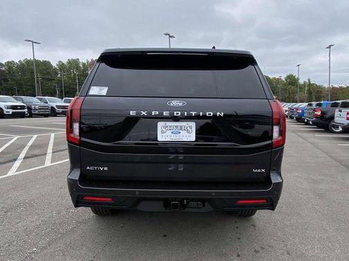 2025 Ford Expedition Max Active 4x2