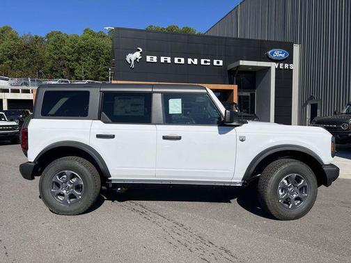 Oxford White 2026 Ford Bronco Big Bend