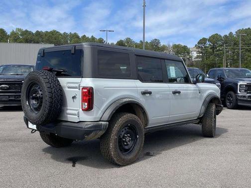 Avalanche Gray 2026 Ford Bronco Big Bend