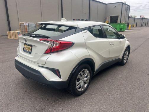 2020 Toyota C-HR LE