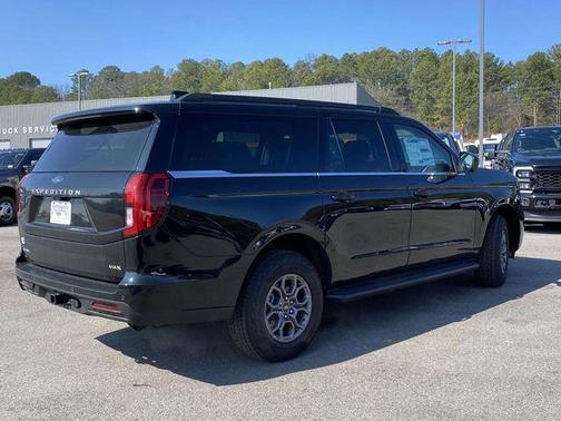 2025 Ford Expedition Max Active 4x4