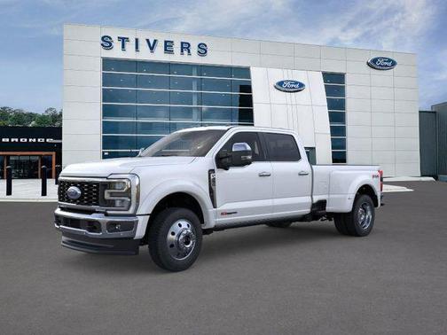2026 Ford F-450 Lariat