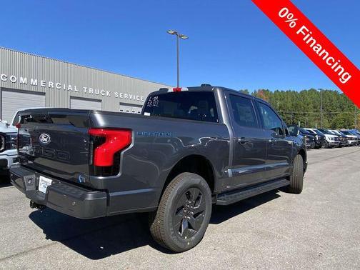 2025 Ford F-150 Lightning Flash