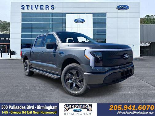 2025 Ford F-150 Lightning Flash