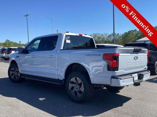 2025 Ford F-150 Lightning Flash