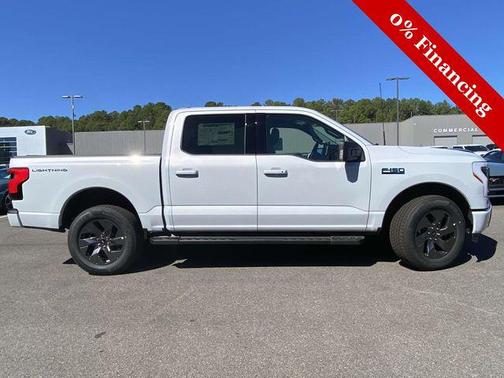 2025 Ford F-150 Lightning Flash