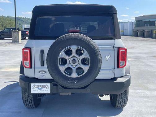 Avalanche Gray 2026 Ford Bronco Big Bend