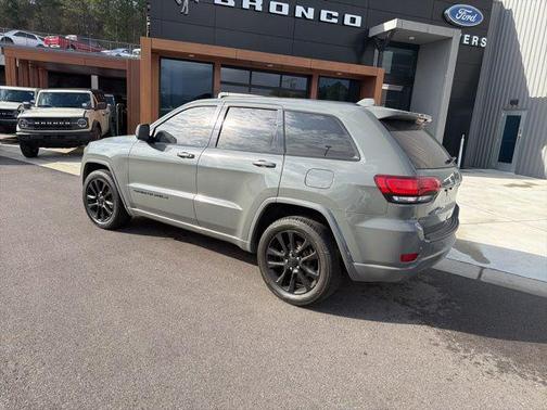 2020 Jeep Grand Cherokee Altitude