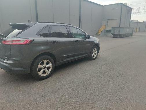 2020 Ford Edge SE