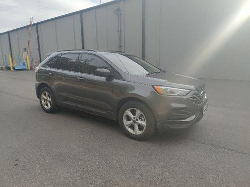 2020 Ford Edge SE