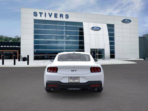 Oxford White 2026 Ford Mustang GT