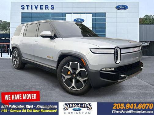 2023 Rivian R1S Adventure