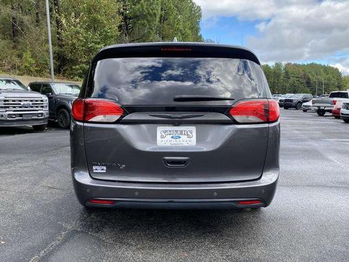 2018 Chrysler Pacifica Touring-L