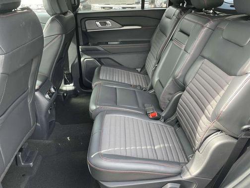 Agate Black Metallic 2026 Ford Explorer ST-Line
