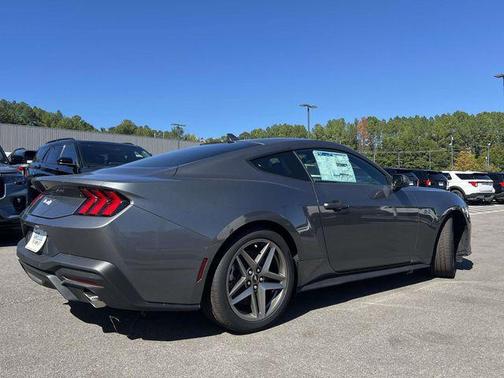 2025 Ford Mustang GT