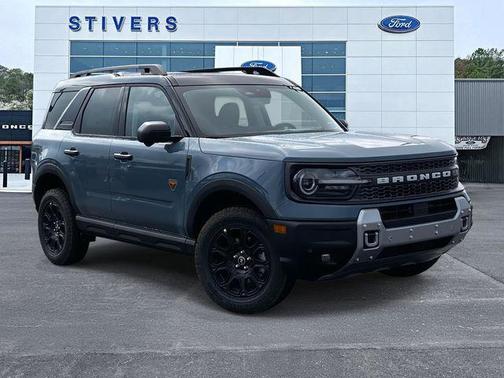 Azure Gray Metallic Tri-Coat 2025 Ford Bronco Sport Badlands