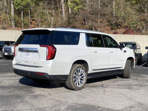 2024 GMC Yukon XL SLT