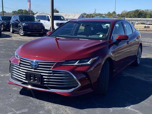 2022 Toyota Avalon Hybrid Limited