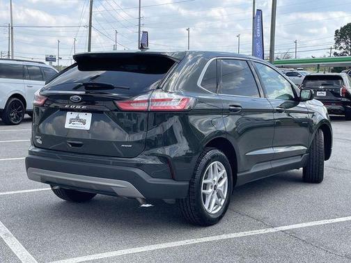 Forged Green Metallic 2024 Ford Edge SEL