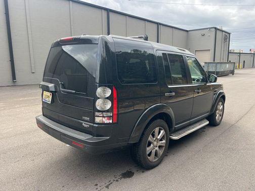 2015 Land Rover LR4 Base