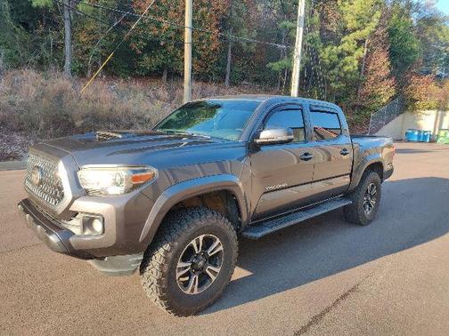 2018 Toyota Tacoma TRD Sport