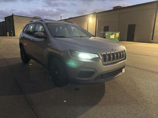 2020 Jeep Cherokee Latitude