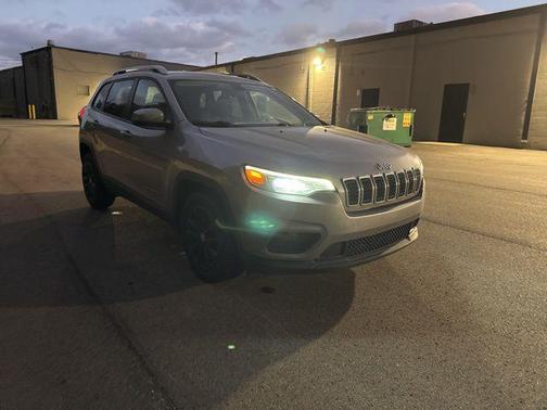 2020 Jeep Cherokee Latitude