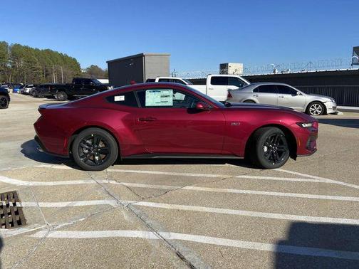 2025 Ford Mustang GT