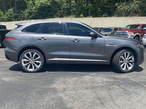 2018 Jaguar F-PACE S