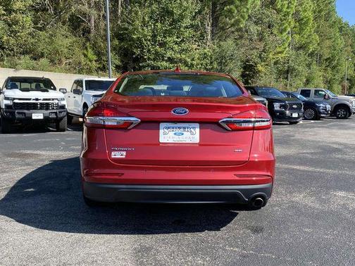 2020 Ford Fusion SE