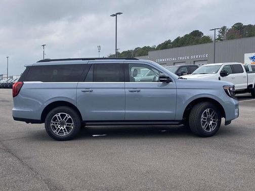 2026 Ford Expedition Max Active 4x2