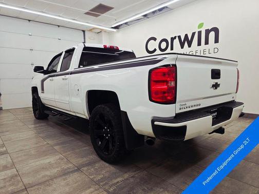 Summit White 2017 Chevrolet Silverado 1500 2LT