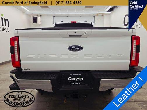 White 2025 Ford F-250 Lariat