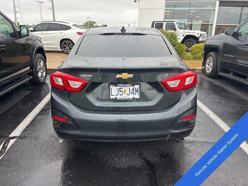 Satin Steel Gray Metallic 2018 Chevrolet Cruze LT